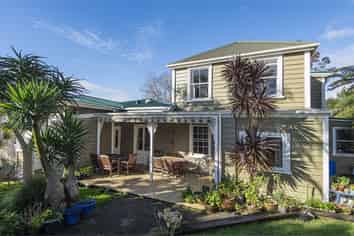 2 Colville Road, DARGAVILLE