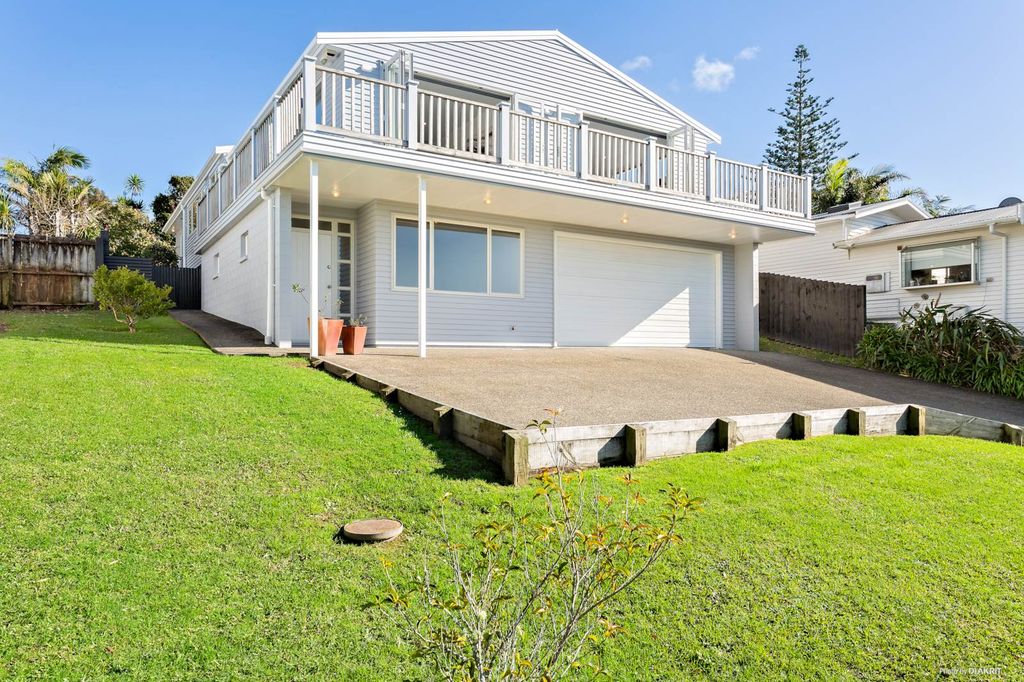 Sold 9 Sealy Road, Torbay realestate.co.nz