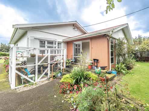 1580 South Road, Manutahi