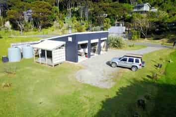 17 Garden Road, Great Barrier Island