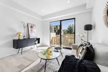 Auckland - Address withheld