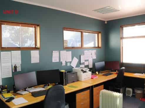 AFFORDABLE BROADWAY AVE OFFICE PROPERTY