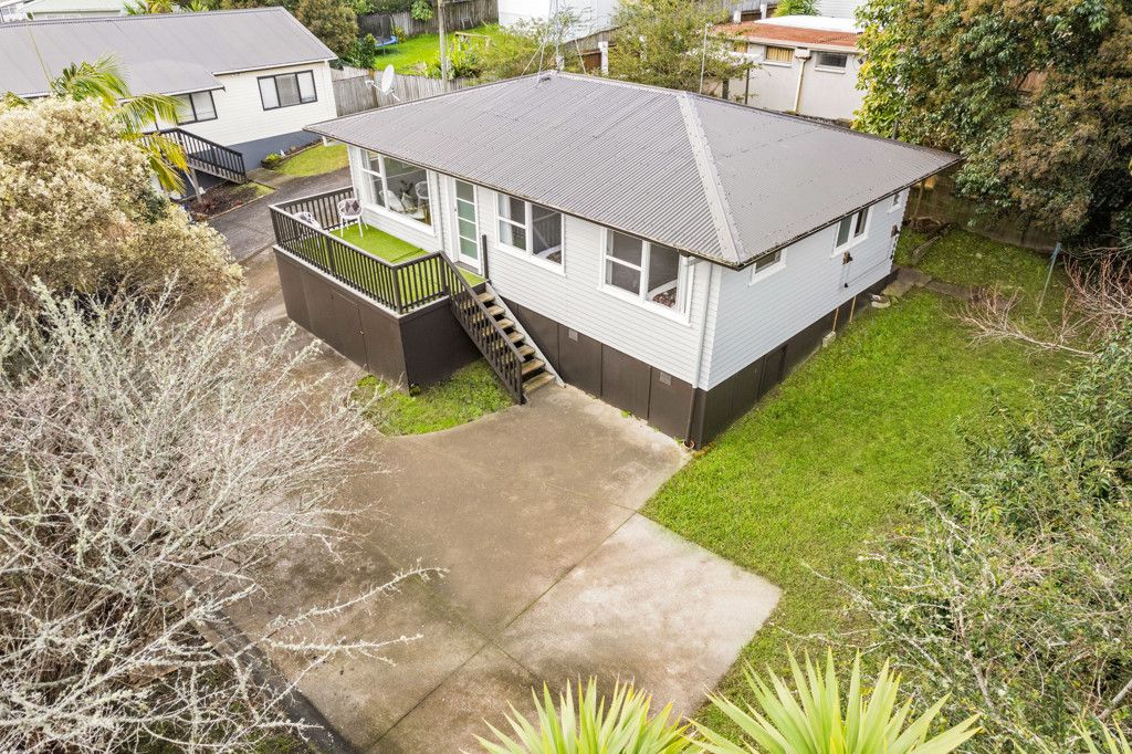 Property value 1/28 Fairclough Road, Beach Haven realestate.co.nz