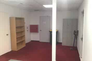PRIME RETAIL UNIT FOR LEASE IN BIRKENHEAD
