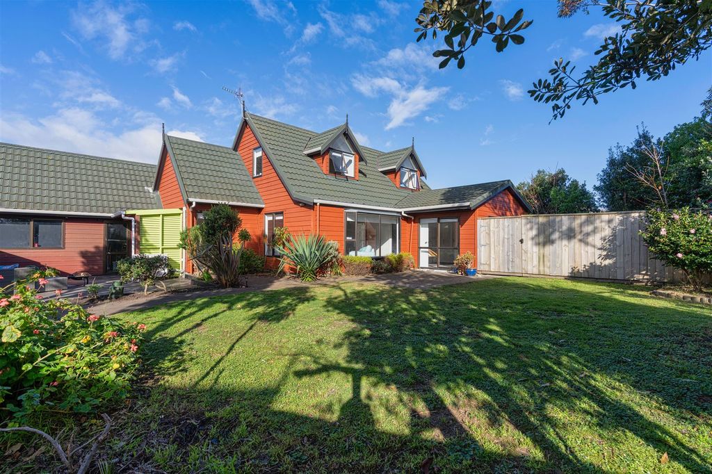 Sold 19 Miro Road, Raumati South realestate.co.nz