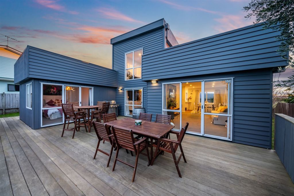 Sold 26 Doncaster Terrace, Ascot Park realestate.co.nz