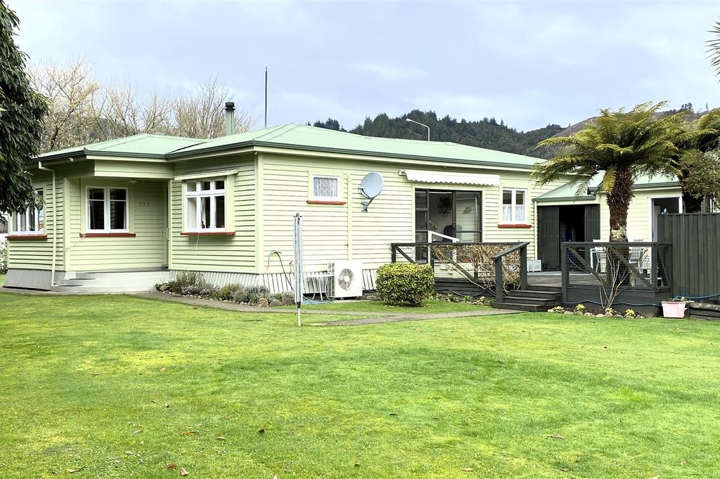 Property value 2 Sinnamon Street, Reefton realestate.co.nz