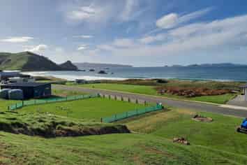 69 Skippers Road, Opito Bay
