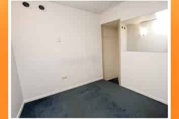 Office/Retail in Hillsborough with a Sink