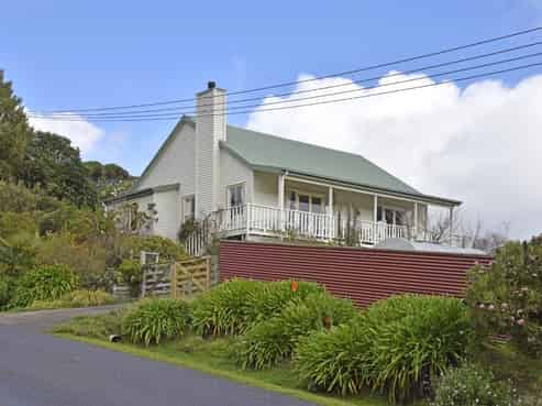 8 Kotlowski Road, Takamatua