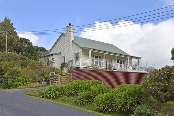 Property Value - 8 Kotlowski Road, Takamatua - Realestate.co.nz