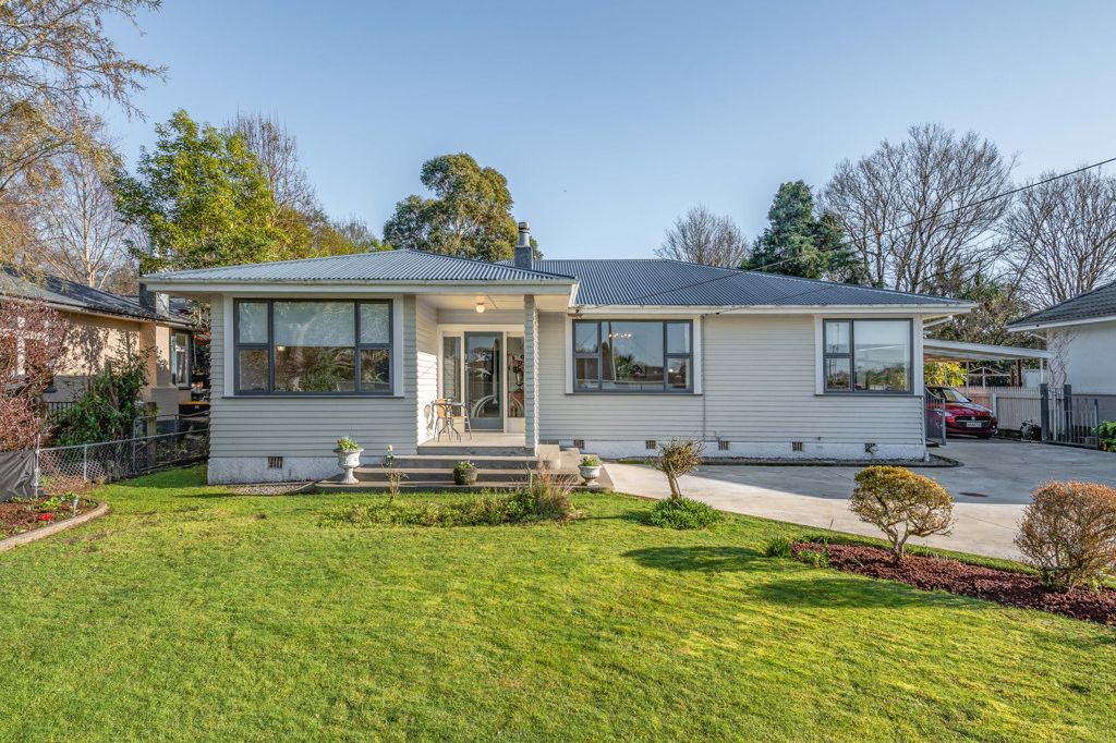 Sold 68 East Street, Greytown realestate.co.nz