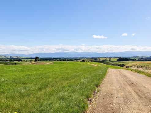 287b Millars Road, Carterton