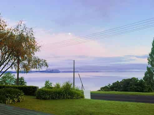 38 Rawhira Road, Lake Taupo (East)