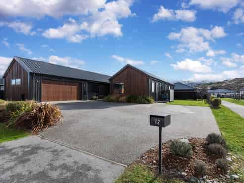 12 Regent Street, Lower Shotover