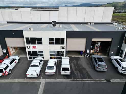 New 5-year lease, national tenant 
