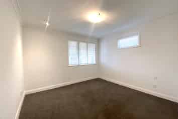 Auckland - Address withheld