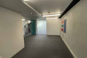 Three Rooms of Modern Office Space in Devonport!