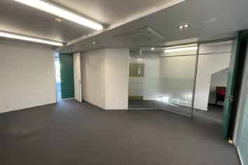 Three Rooms of Modern Office Space in Devonport!
