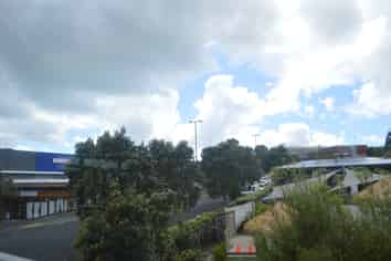 Refurbished & Spacious Office in Silverdale