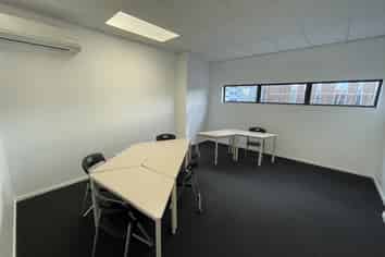 Office/Consultation Space in Silverdale 