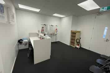 Office/Consultation Space in Silverdale 