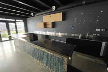 Cafe/Hospitality in Silverdale + Extraction