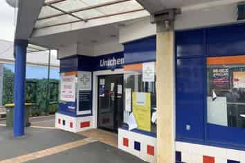 High Street, High-Profile Glen Eden Retail