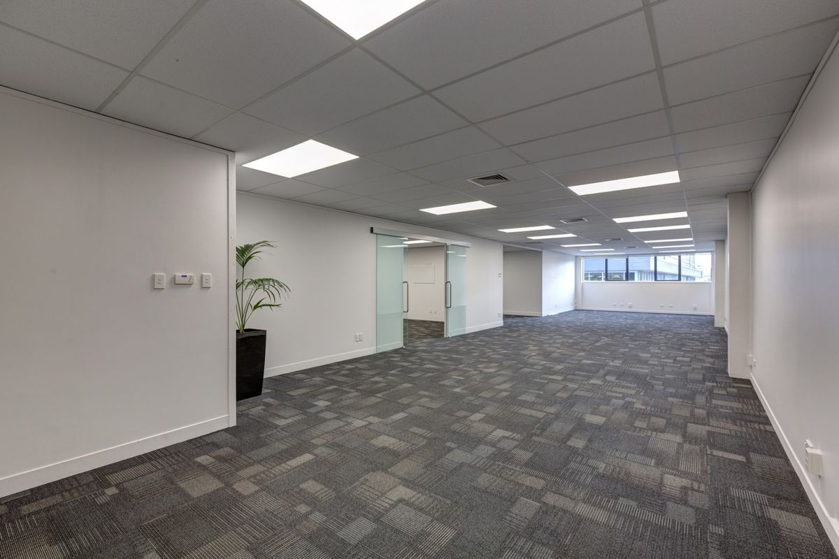 Beautifully Refurbished Office on Bryron | 416 m²