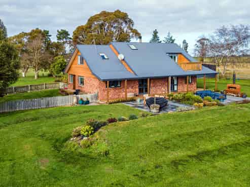 456 Line Road, Lauriston