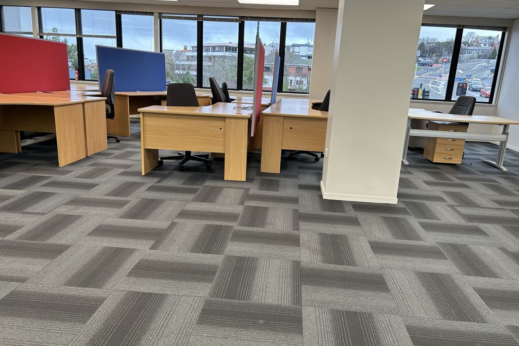 Large professional office - Stuart Street - Altro