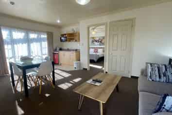 28 Unit Freehold Investment - Strong Returns