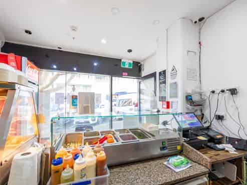 AFFORDABLE COMMERCIAL INVESTMENT IN THE CBD

