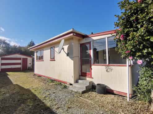 50 Moorhouse Street, Ross