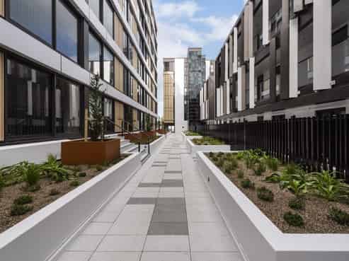 79sqm Albany retail next to Council