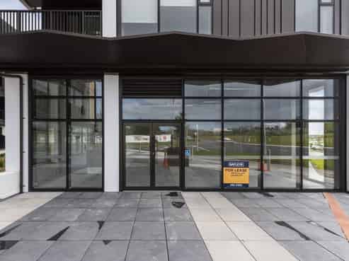79sqm Albany retail next to Council