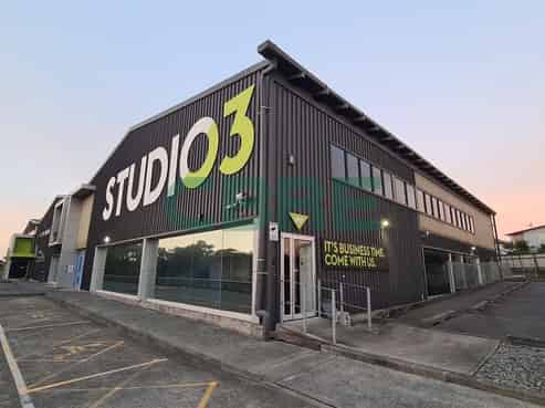 CBRE - Modern Office Space in Prime Location