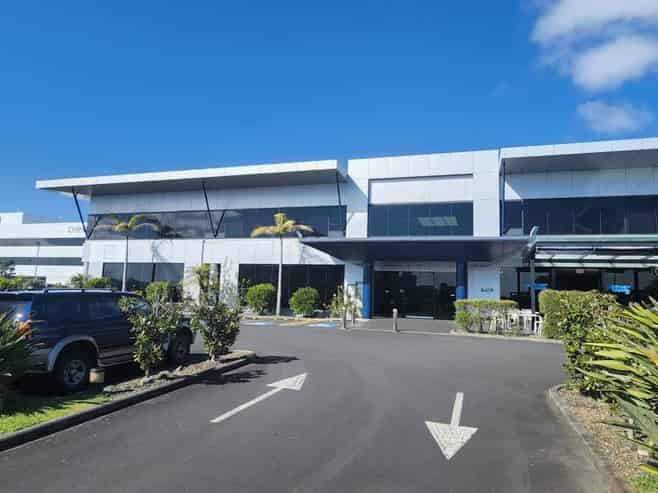 LOCATION, VIEWS AND CAR PARKING
