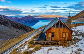 Lake Ohau Lodge and Ohau Snow Fields