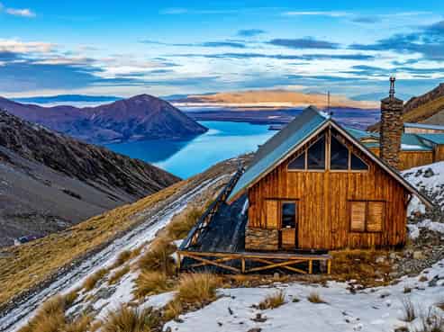 Lake Ohau Lodge and Ohau Snow Fields