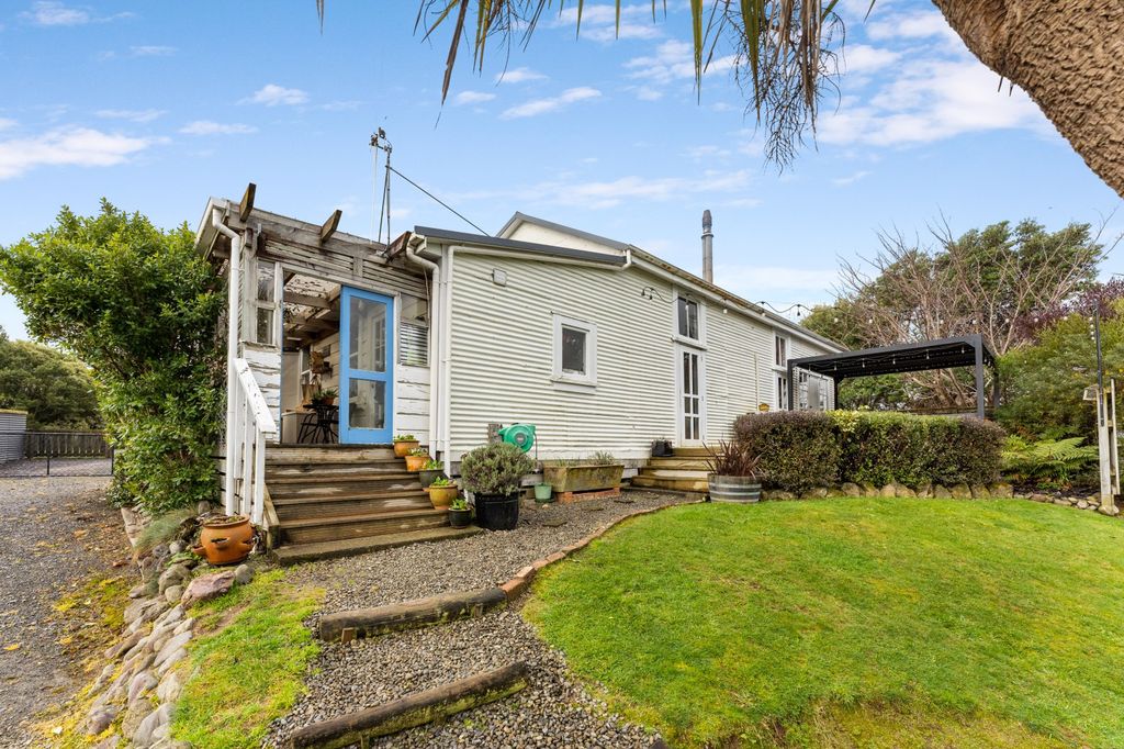 Property value 41 Herbert Street, Eketahuna realestate.co.nz