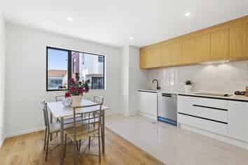 7/5 Chevis Place, Pakuranga