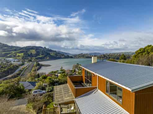 22 District Road, Roseneath