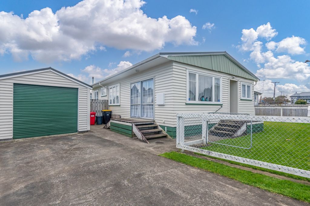 Sold 71A Burgoyne Street, Woodville realestate.co.nz
