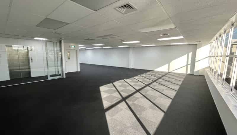 130 Broadway, Newmarket