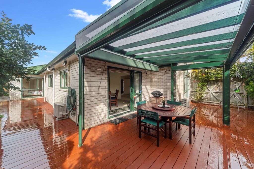 Sold 11 Nypa Way, Somerville realestate.co.nz