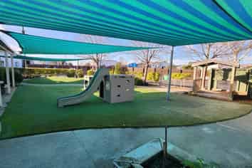 Versatile Corner Site Available 