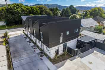 349  Cambridge Terrace, Naenae