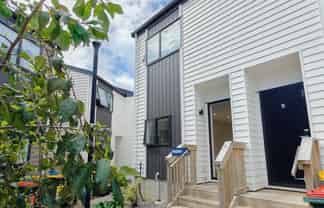 7/41-43 Mangere Road, Otahuhu