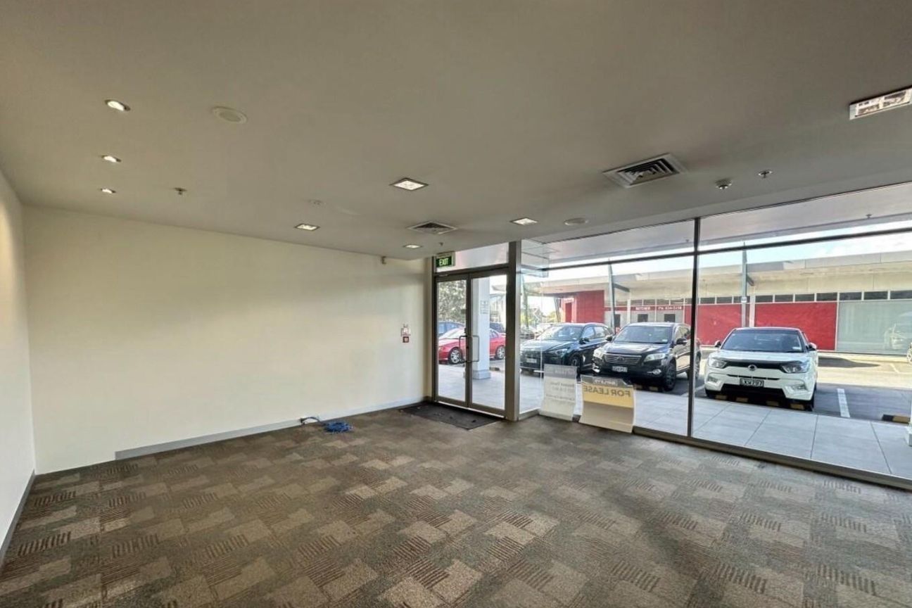 Te Atatu Peninsula Modern Retail/Office - View 5